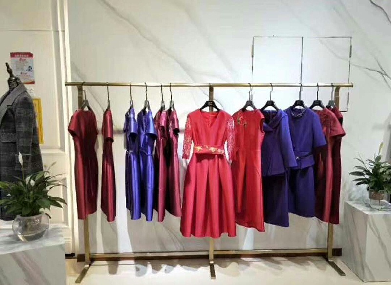 女裝店怎么樣才能吸引顧客